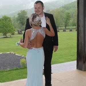 Meet your Posher, Halee